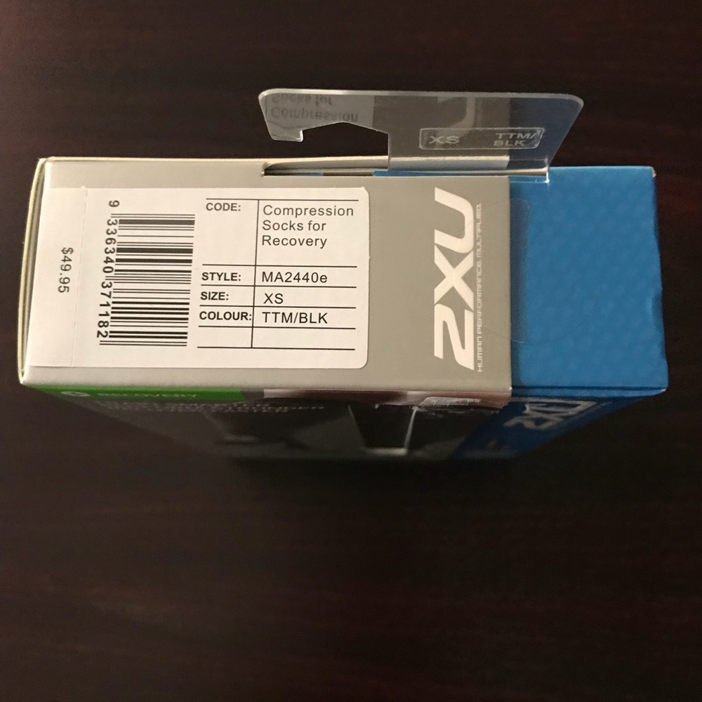 2XU MA2440e Compression Socks For Recovery - Picture 2 of 6